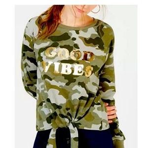 Camouflage Good Vibes sweater